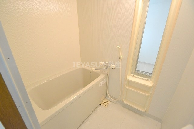 広島市西区己斐上２丁目の賃貸マンションの浴室