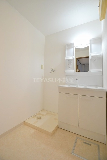 広島市西区己斐上２丁目の賃貸マンションの洗面所