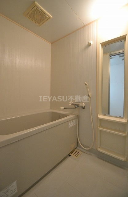 広島市西区己斐上２丁目の賃貸マンションの浴室