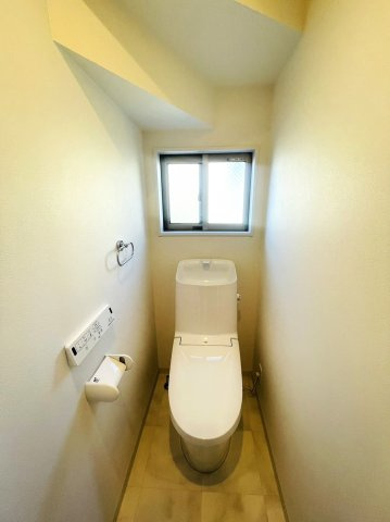 【新築戸建】向日市寺戸町飛龍「東向日駅」3LDKのトイレ