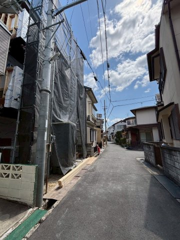 【新築戸建】向日市寺戸町飛龍「東向日駅」3LDKの前面道路含む現地写真