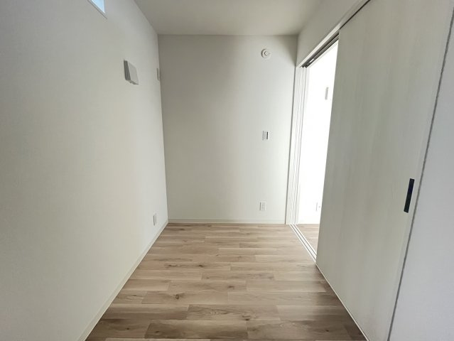 リブレメゾン弥刀Ⅰの洋室