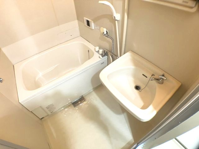 井上コーポの浴室