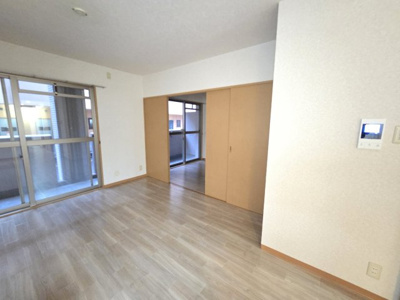 【内装】 | ウィステリア