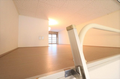 【寝室】 | ファースト 