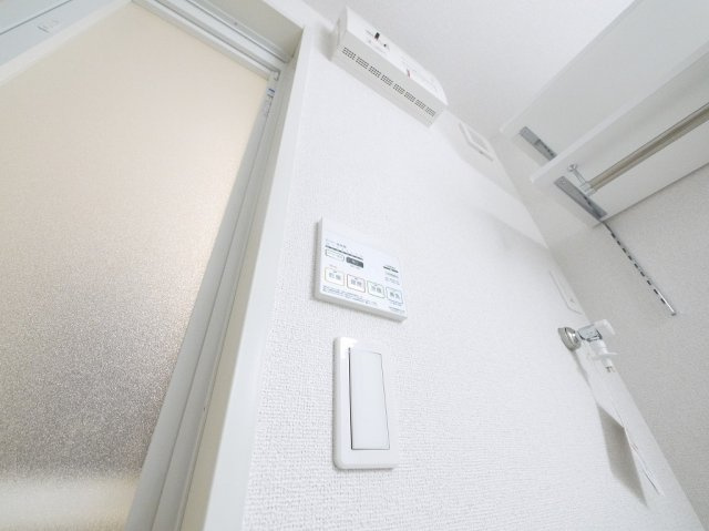 ピーチブロッサムの設備|給湯リモコン