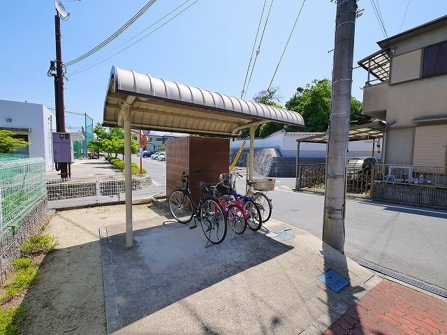 ブランドールA（額田部北町）のその他共用部分|自転車置き場