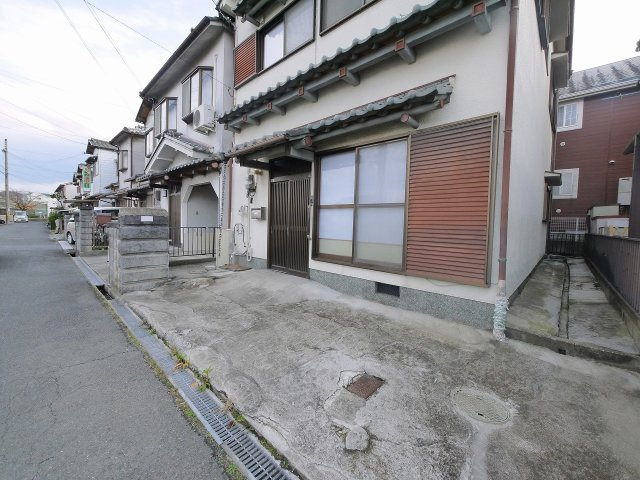 大和郡山市額田部北町658-16貸家の駐車場
