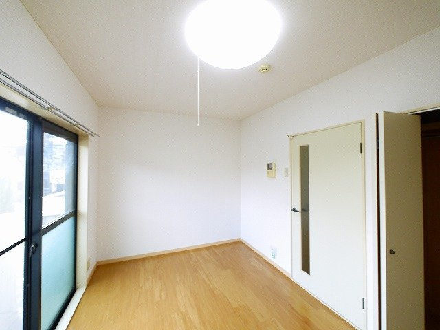 リヴィエールの洋室|洋室です