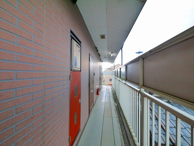 リヴィエールのその他共用部分|共有部分の廊下です