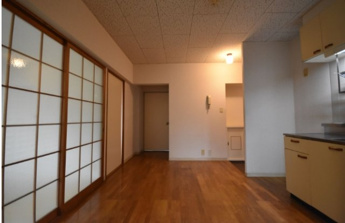 【居間・リビング】