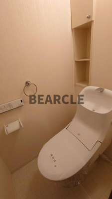 【トイレ】 | グランレブリー御所東Ⅱ | 落ち着いた色調のトイレです