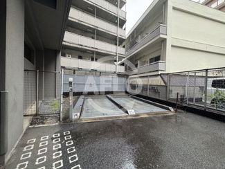 【駐車場】 | ヴィルヌーブ阿波座　駐車場
