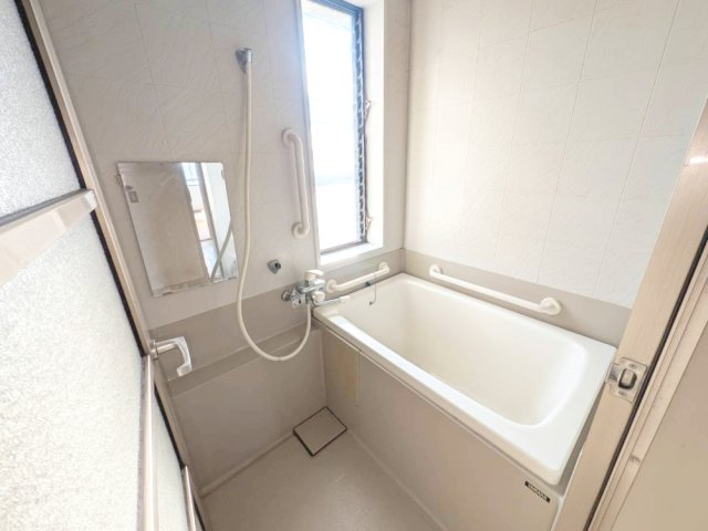 和泉市今福町戸建の浴室