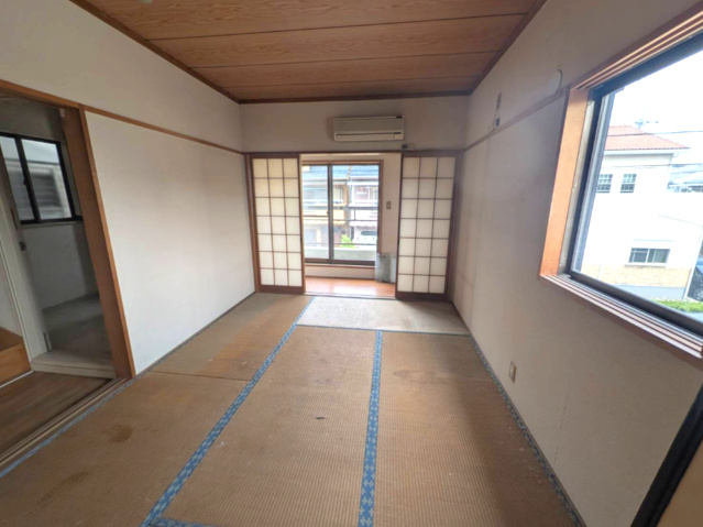 和泉市今福町戸建の和室|２階和室