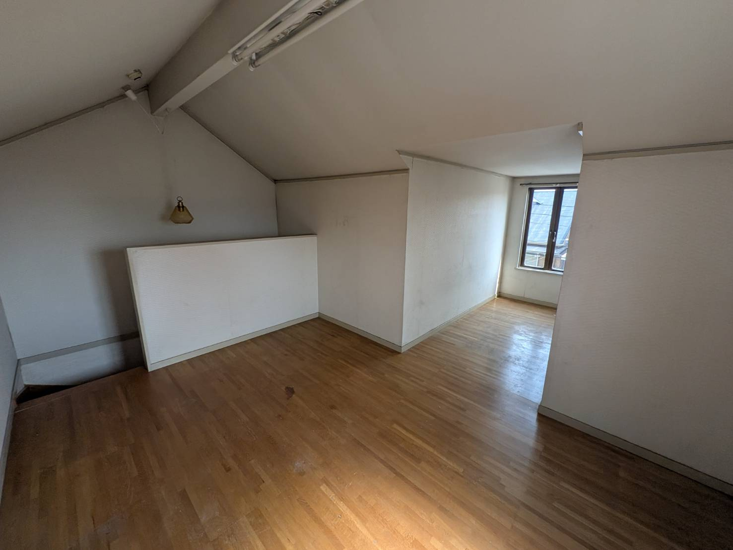 和泉市今福町戸建の洋室