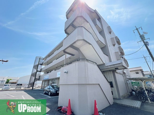 神明マンションの外観