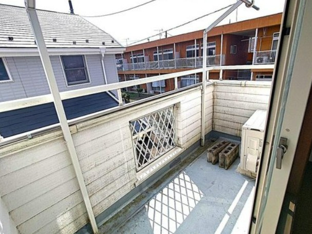 【中古】坂戸市清水町リフォーム中古住宅のバルコニー|陽当り良好なバルコニー