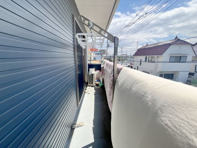 桶川市下日出谷のこだわりの邸宅のバルコニー|お日様を全面に浴びる素敵なバルコニーです。お洗濯物もたくさん干すことができます。