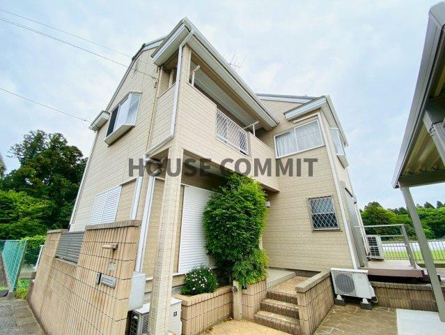 敷地広々（約７０坪）　富里市七栄中古戸建の外観