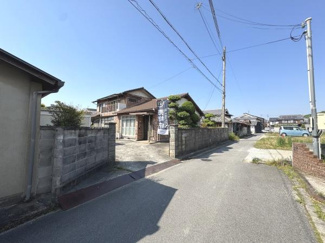 【前面道路含む現地写真】