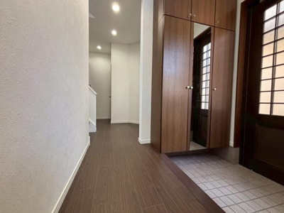 【玄関】 | 草加市金明町・戸建 | ●玄関●