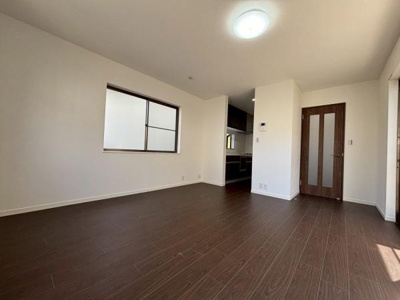 【居間・リビング】 | 草加市金明町・戸建 | ●LDK12.5帖●