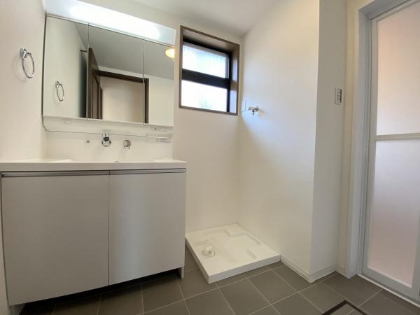 【独立洗面台】 | 西区樫野台3丁目　中古戸建