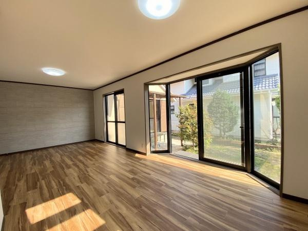 【居間・リビング】 | 西区樫野台3丁目　中古戸建