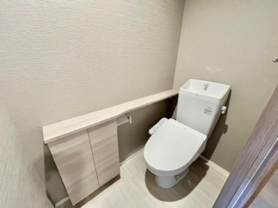 【トイレ】 | ロイヤルステージ雑賀町
