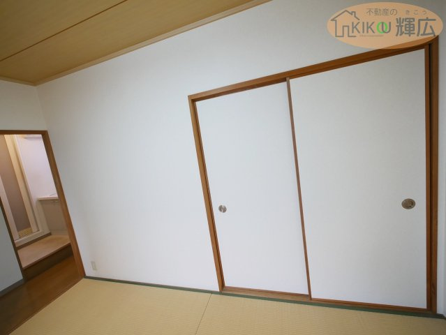 明治グランドヒル二見　2階の収納