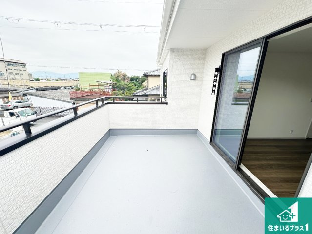 桜井市三輪　第9期　新築一戸建てのバルコニー|日当たりのよいバルコニー！お部屋が開放的に！