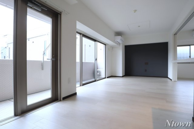 【居間・リビング】 | 茶屋ヶ坂ライズ | おしゃれな居間です