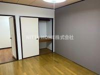 ソシエールの収納|アクセントカラーのクロスがオシャレです◆