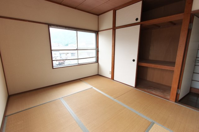 岩本マンションの収納