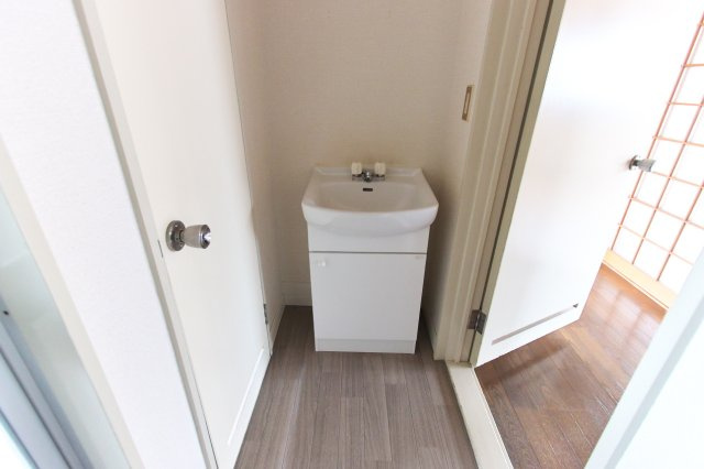 岩本マンションの洗面所