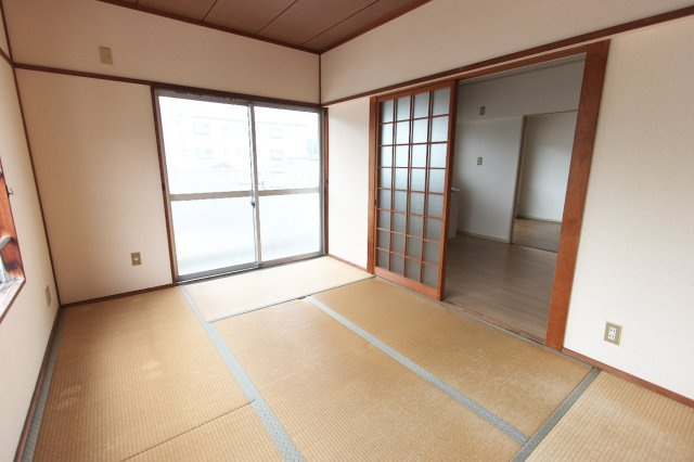 岩本マンションの和室