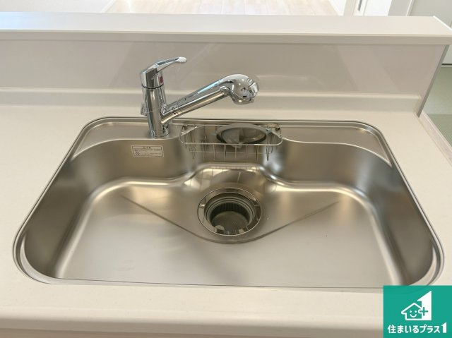 貝塚市澤　第4期　新築一戸建ての設備|洗い物も楽にできる、広々シンク！
