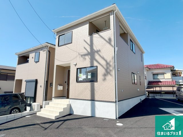 貝塚市澤　第4期　新築一戸建ての外観|現在建築中！落ち着いた街並みで新生活を始めることが出来そう！周辺の物件も併せてご紹介させて頂きます！