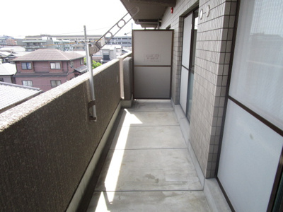 【バルコニー】 | フェルザ南茨木(旧:ラルジュ・リュミエール)