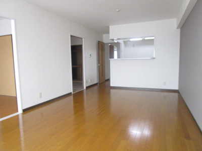 【居間・リビング】 | フェルザ南茨木(旧:ラルジュ・リュミエール)