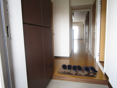 【玄関】 | フェルザ南茨木(旧:ラルジュ・リュミエール)