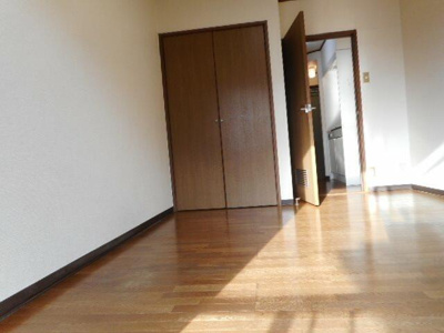 【居間・リビング】 | 睦町ハイツ