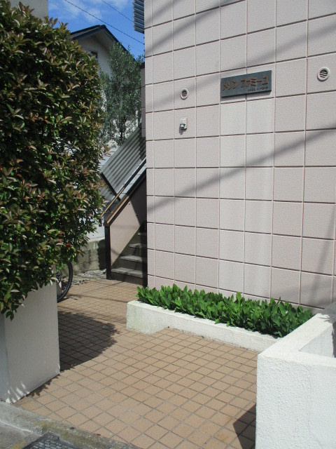 メゾンファミーユのロビー|耐震・耐火の旭化成へーベルメゾン