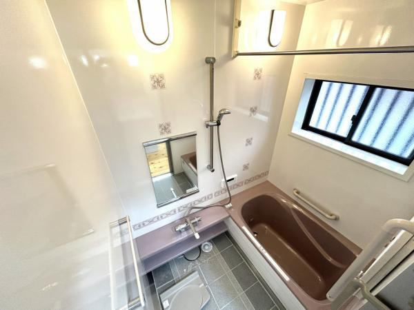 【浴室】 | 仲介手数料無料！恩田小学校に通えるリフォーム済み中古住宅　宇部市末広町 | 日々の暮らしに欠かせないお風呂です