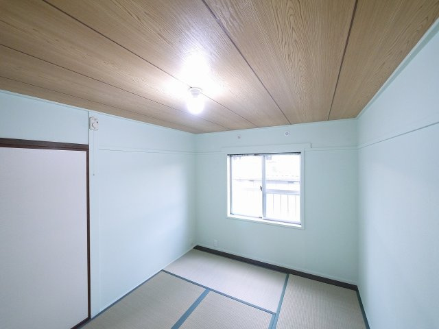 コーポレート筒井の和室|フローリングだけでなく、和室もあります