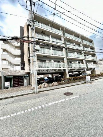 アルモニア江坂の外観