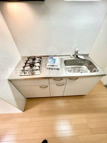 アルモニア江坂のキッチン|縦型２口ガスで使いやすい