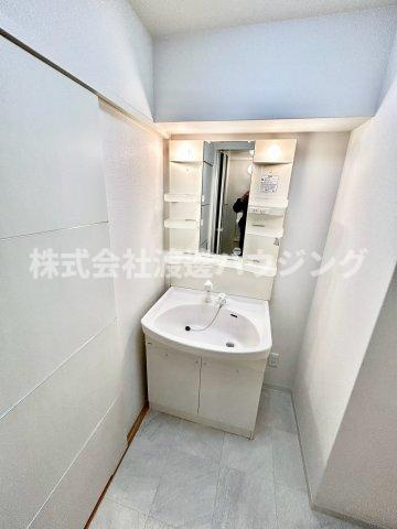 アルモニア江坂の洗面所