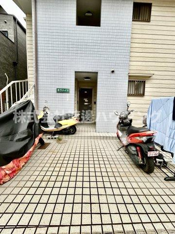 木下ハイツのエントランス